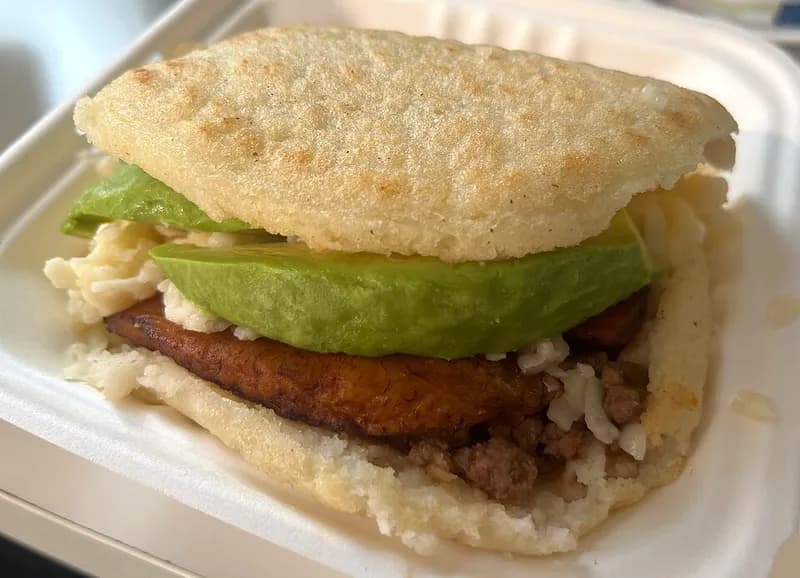 Arepas Reina Pepiada